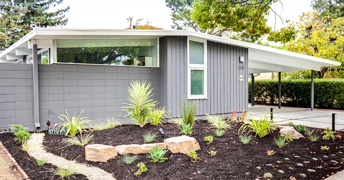 A small Eichler home on Lyons Street