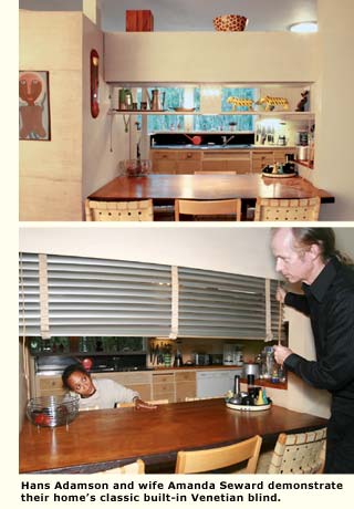 built in venetian blind