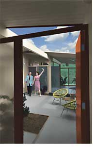eichler couple in atrium 