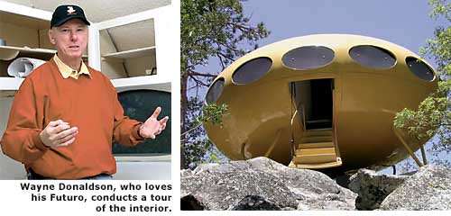 Wayne Donaldson inside and futuro on site
