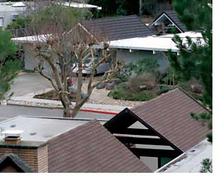 view of a flat roof