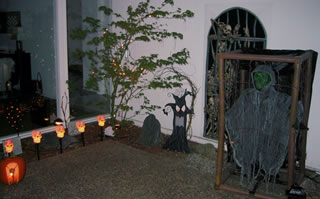 At Halloween, Liz Doherty's Thousand Oaks' atrium becomes undead -- and the kids get spooked.