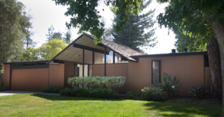 Beautiful gable model spotted on Vernier Place