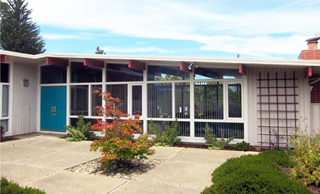 Mogie Modern