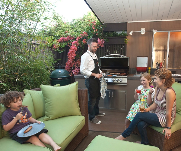 Outdoor Kitchens